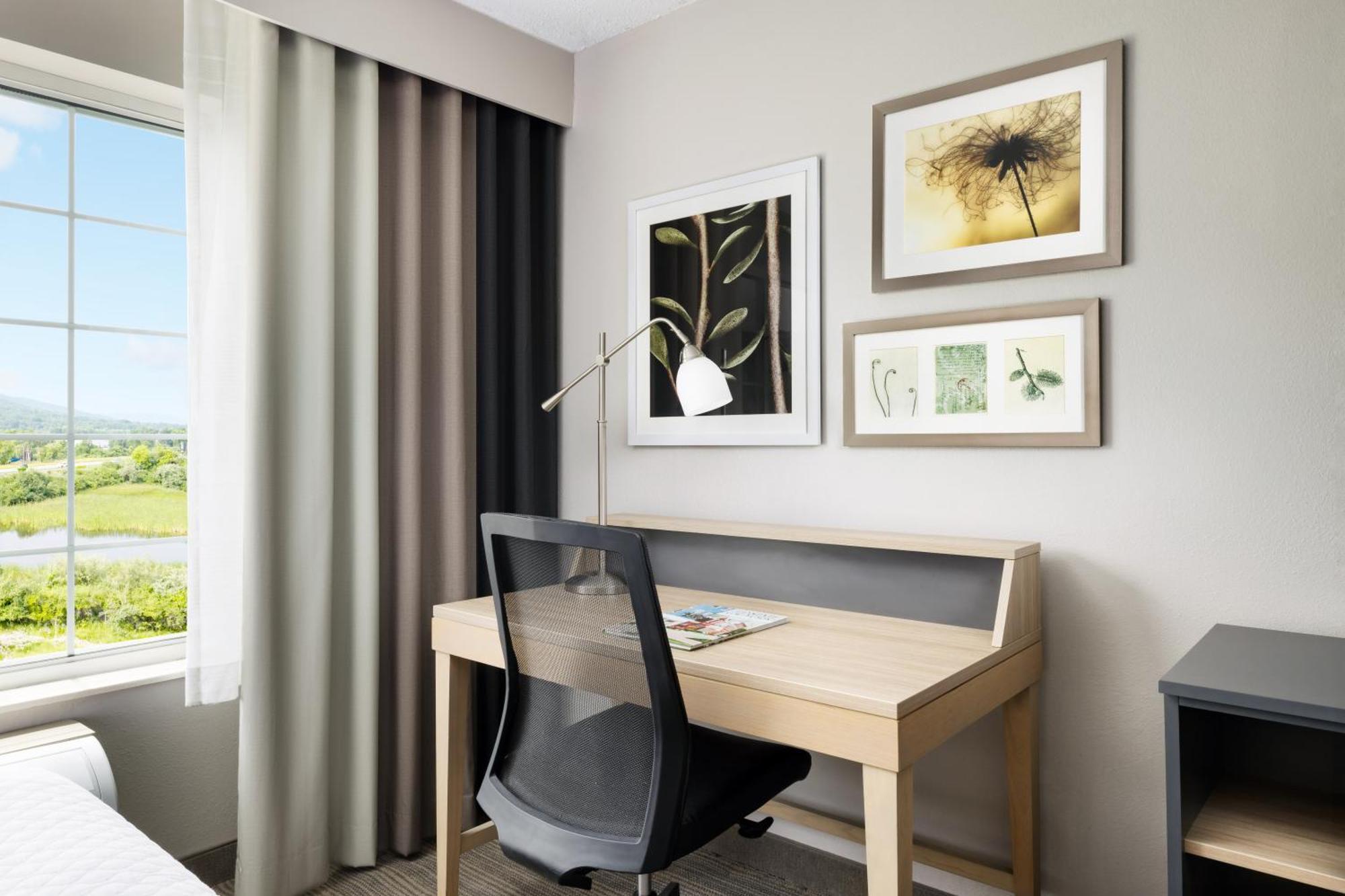 Country Inn & Suites By Radisson, Big Flats Horseheads Eksteriør billede