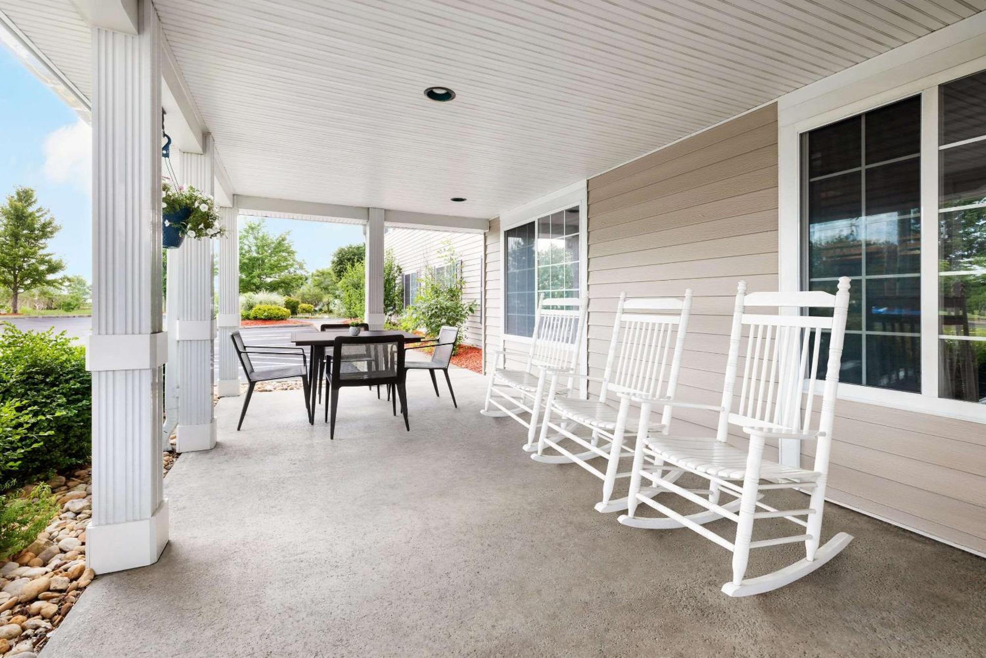 Country Inn & Suites By Radisson, Big Flats Horseheads Eksteriør billede